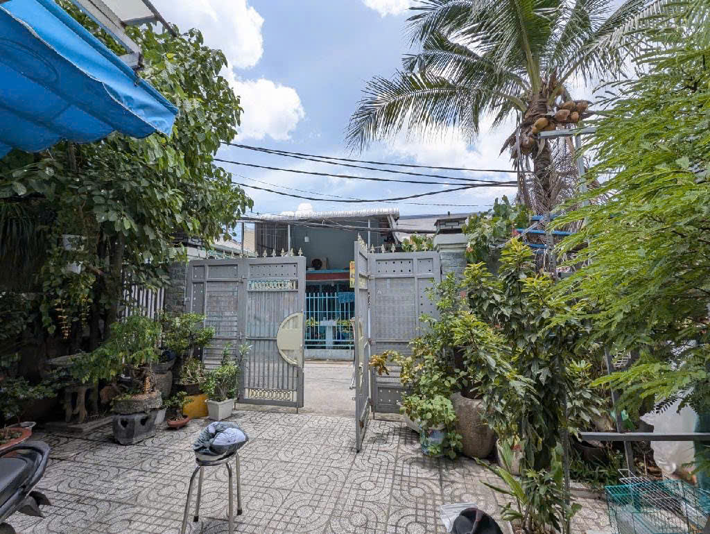 Bán nhà HXH Huỳnh Tấn Phát, Q7, 102,5m2 8 tỷ
