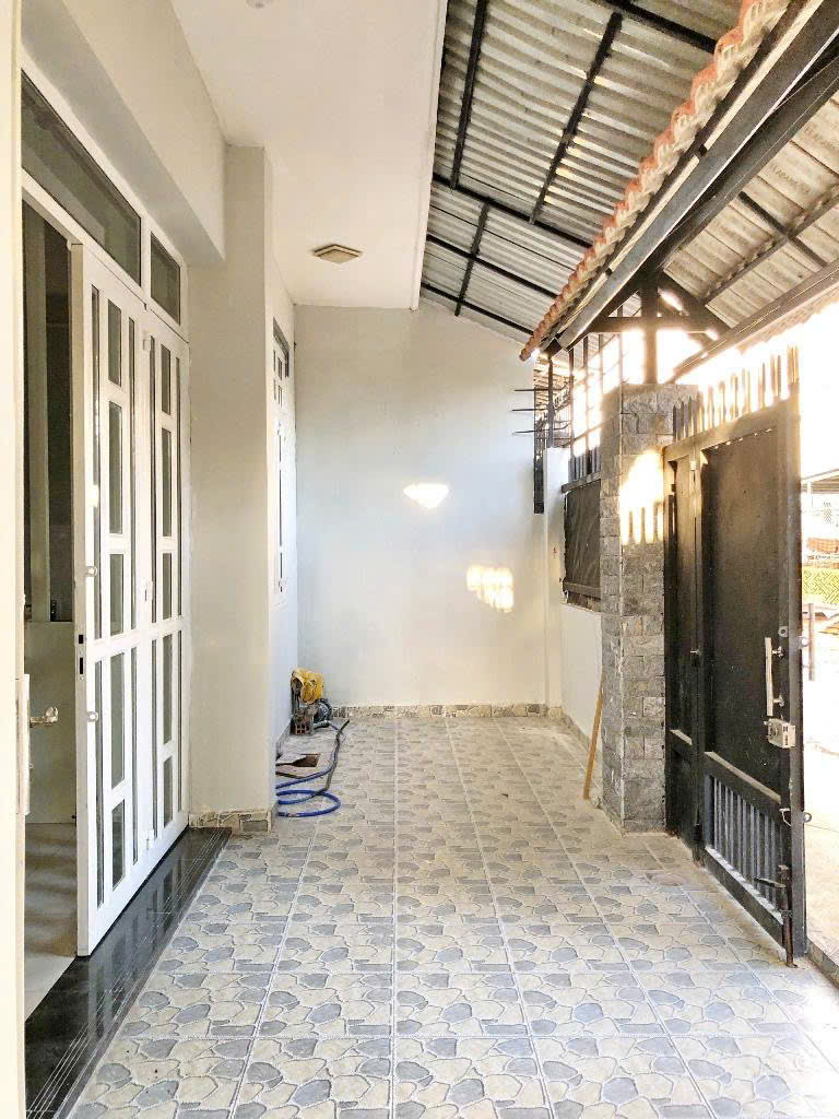 Giá bán siêu rẻ – nhà MT Huỳnh Tấn Phát, Quận 7